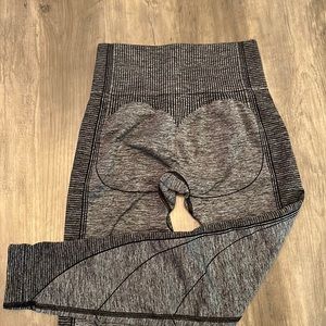 Gymshark Hyper Amplify Highwaist Leggings